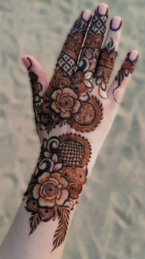 khafif henna designs