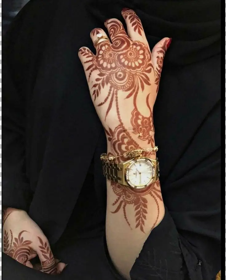 khafif mehndi design front hand