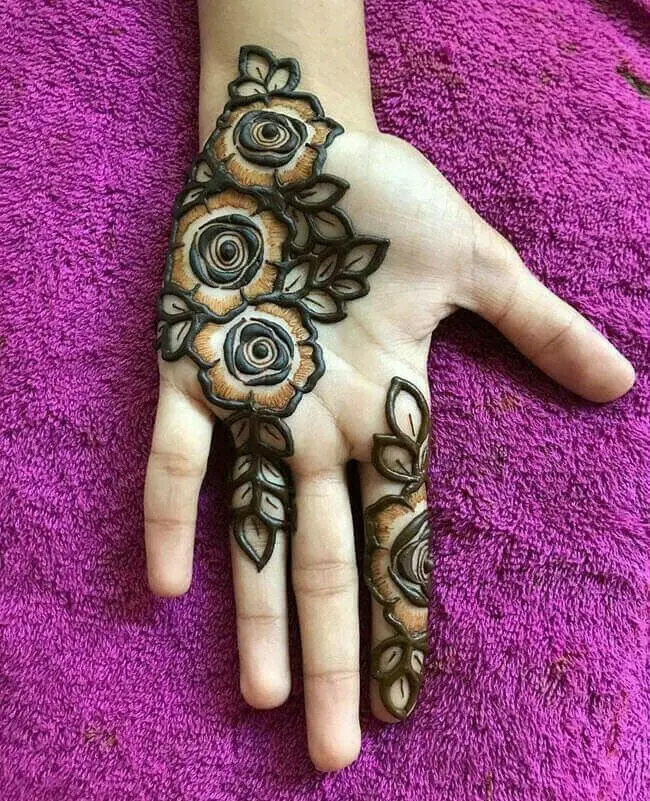 pakistani foot mehndi design