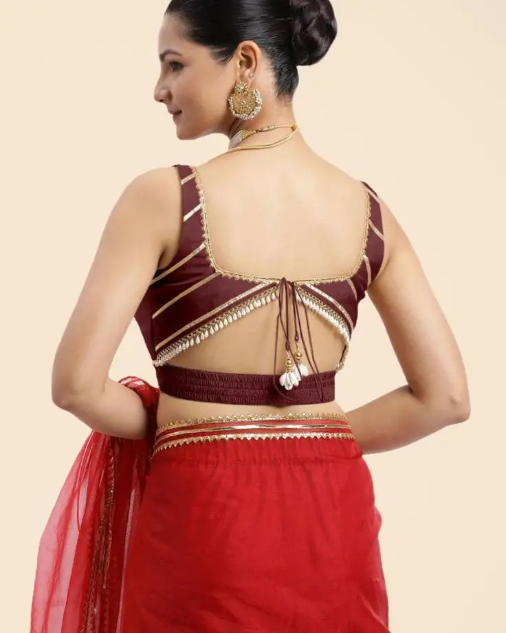 sleeveless blouse