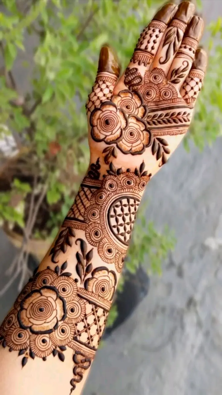 types of mehndi designs for hands