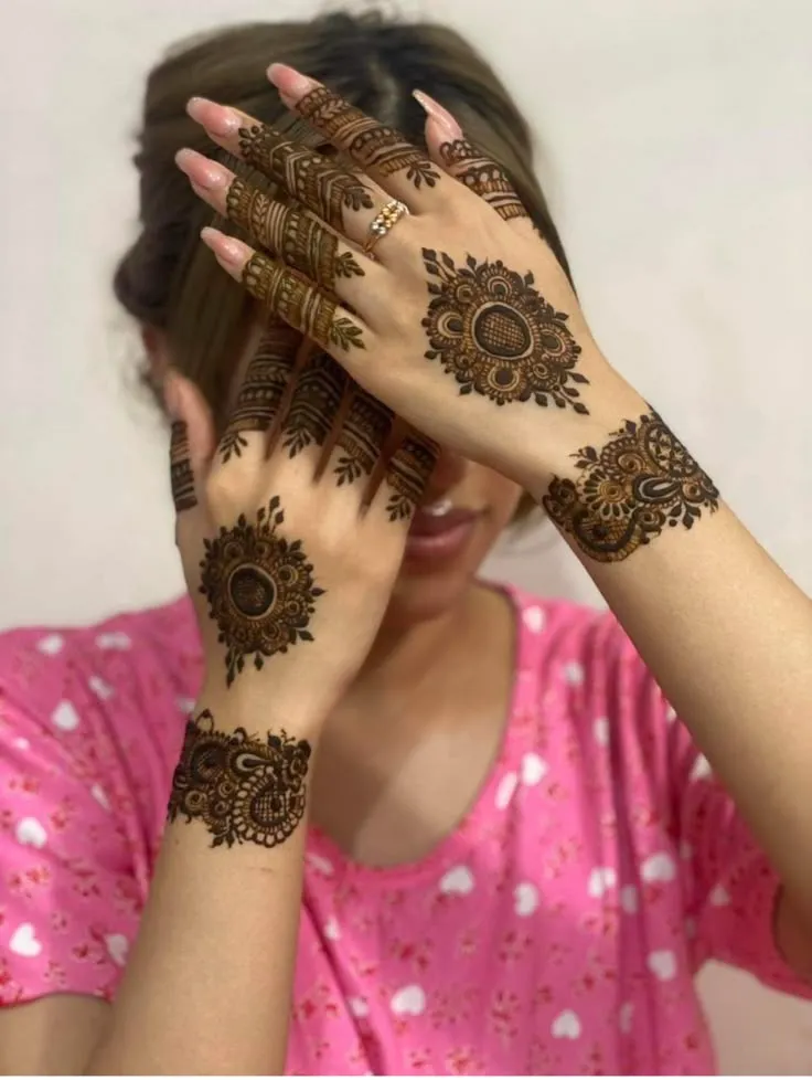Beautiful royal back hand mehndi
