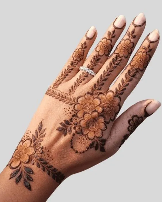 Diwali special royal back hand mehndi