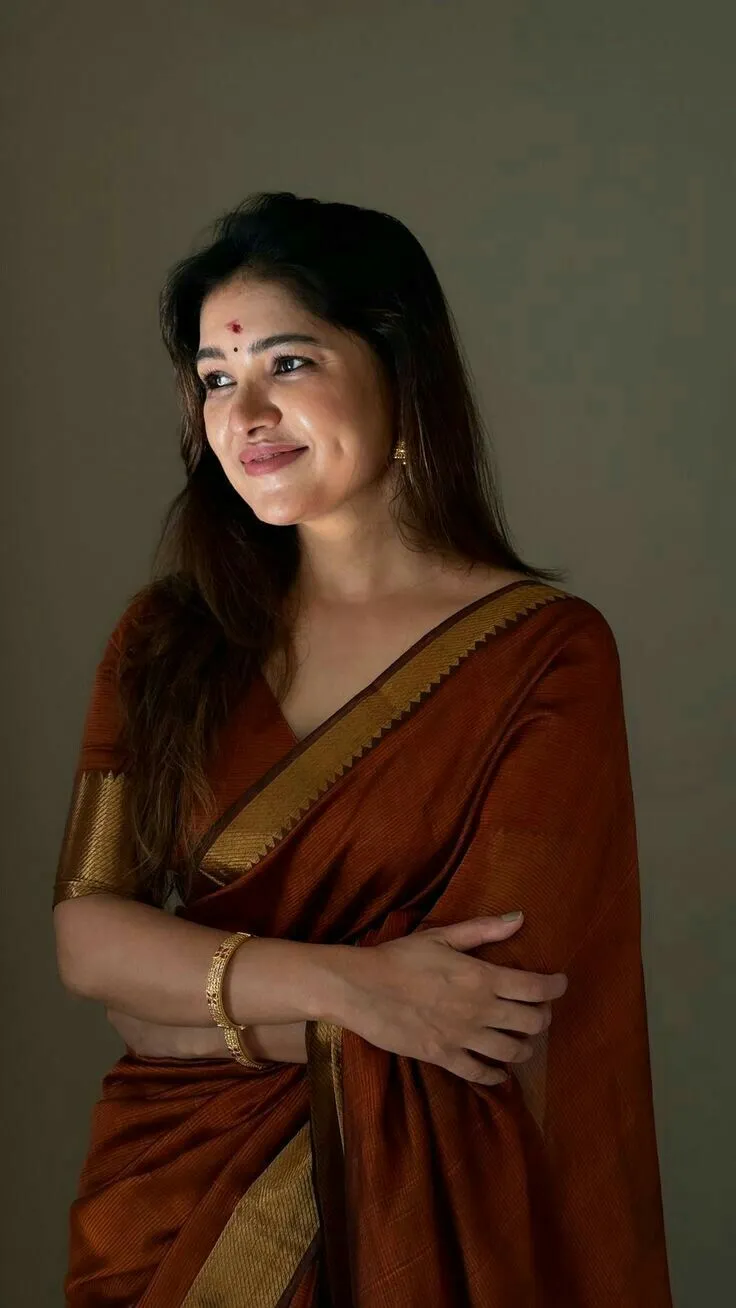 Summer friendly formal saree blouse fabrics