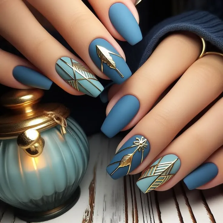 blue nail art