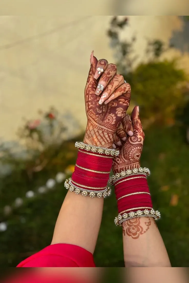 instagram modern mehndi design