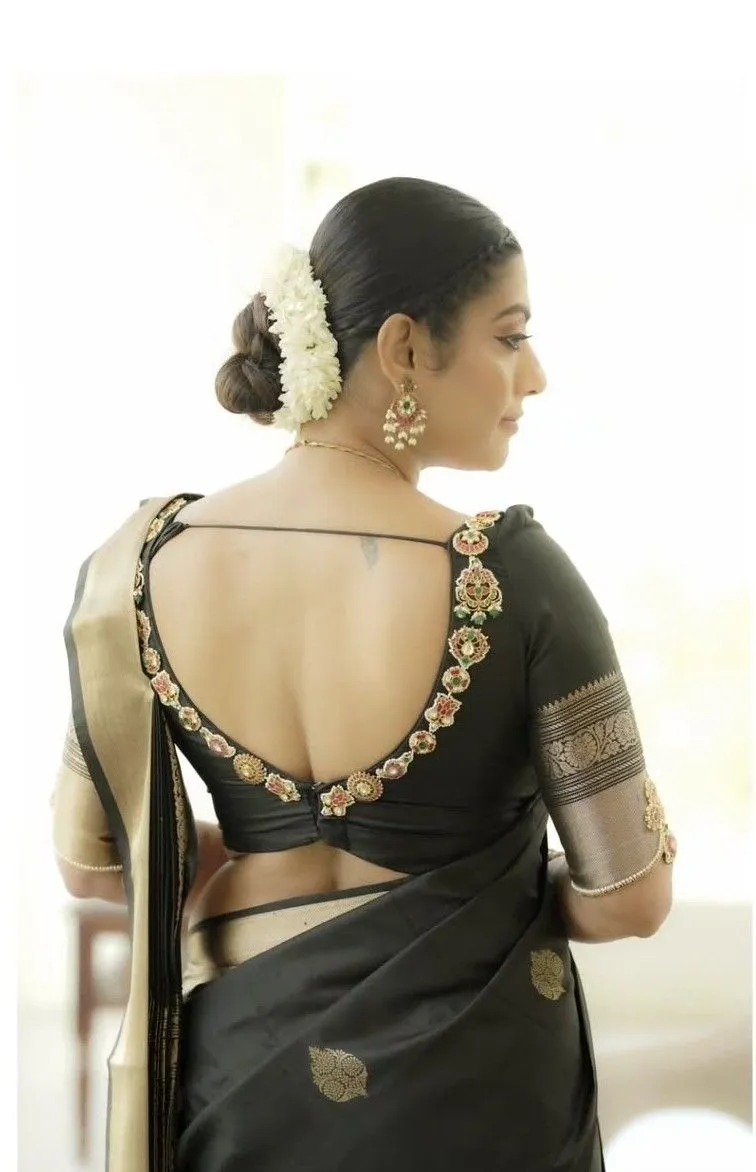 keyhole back sleeveless blouse