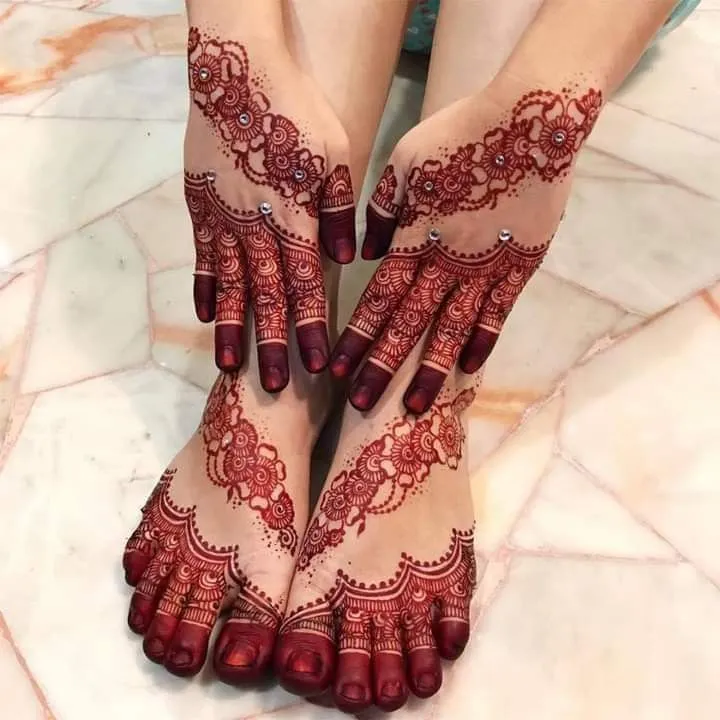 leg bridal mehndi design