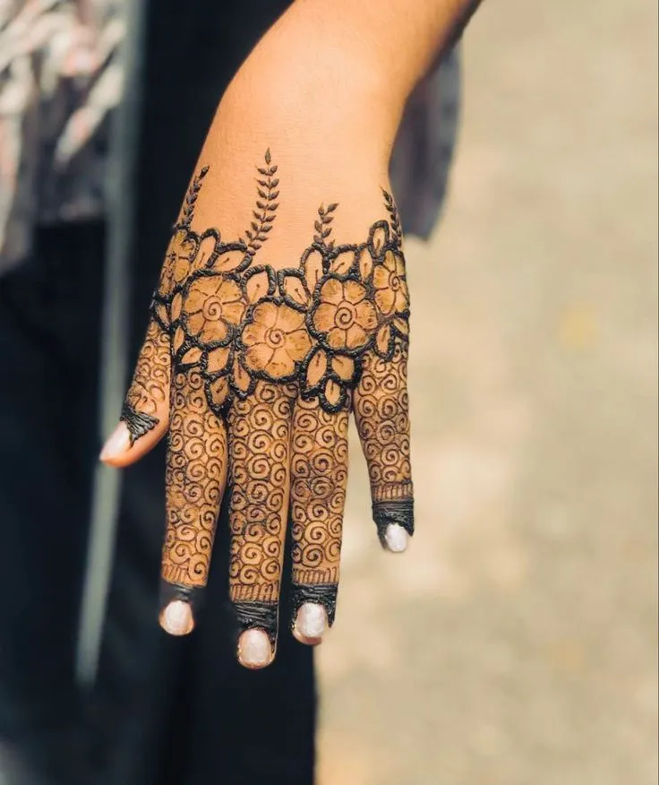 mehndi rose designs