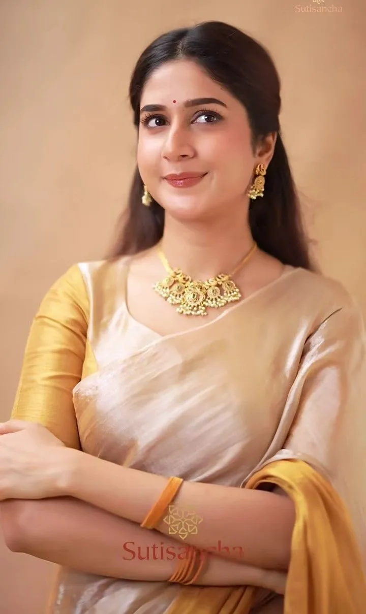 modern kerala saree blouse designs