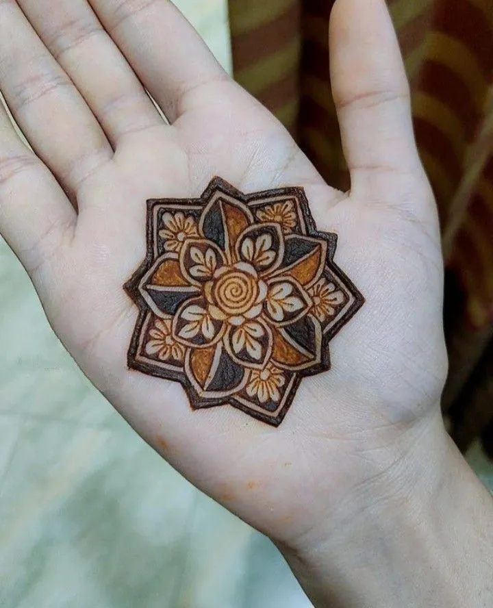 royal front hand mehndi design easy