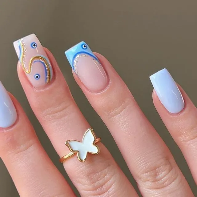 wedding nails ideas red with gold character