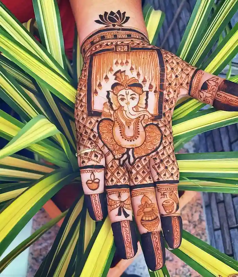 Big Ganesha Mehndi Motif