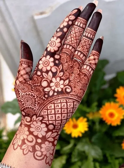 Bridal full palm mehndi simple