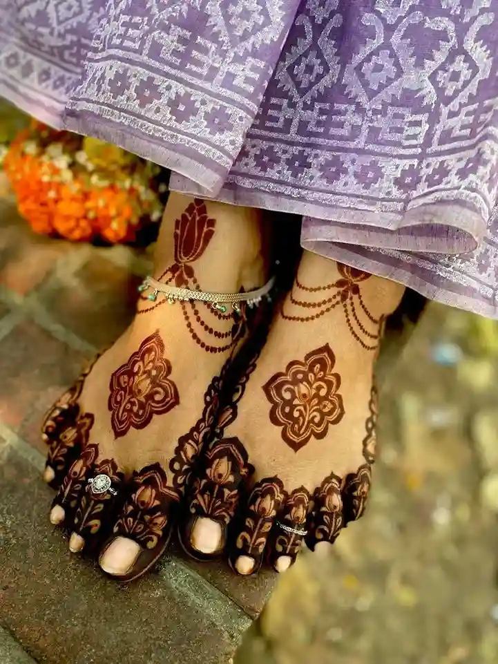 Easy Mehndi For Feet Step By Step