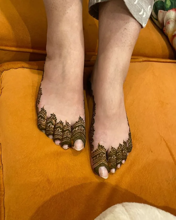 Foot Sole Mehndi Ideas