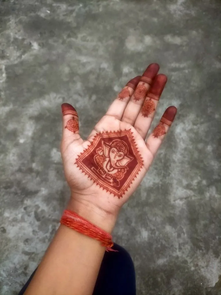 Ganesha Mehndi Cone Art