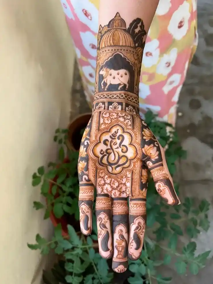 Ganesha Mehndi Designs Simple