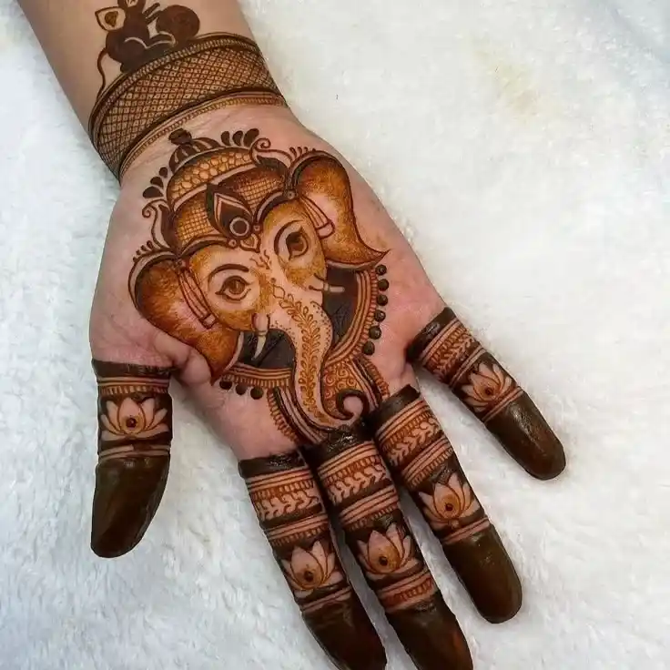 Ganpati Mehndi Design
