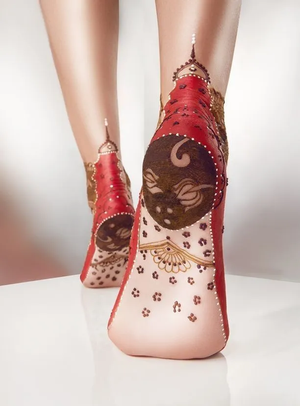 Geometric Foot Henna Patterns