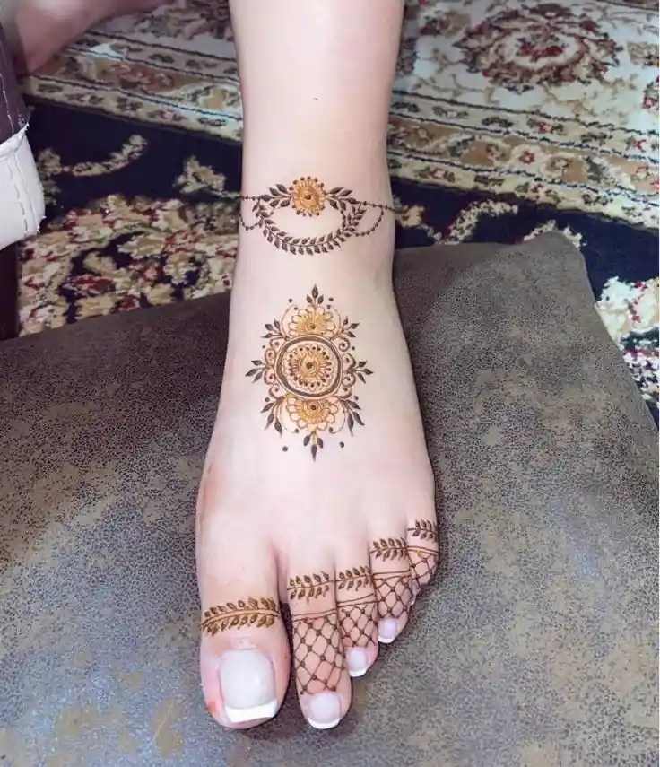 How To Choose A Foot Mehndi Design
