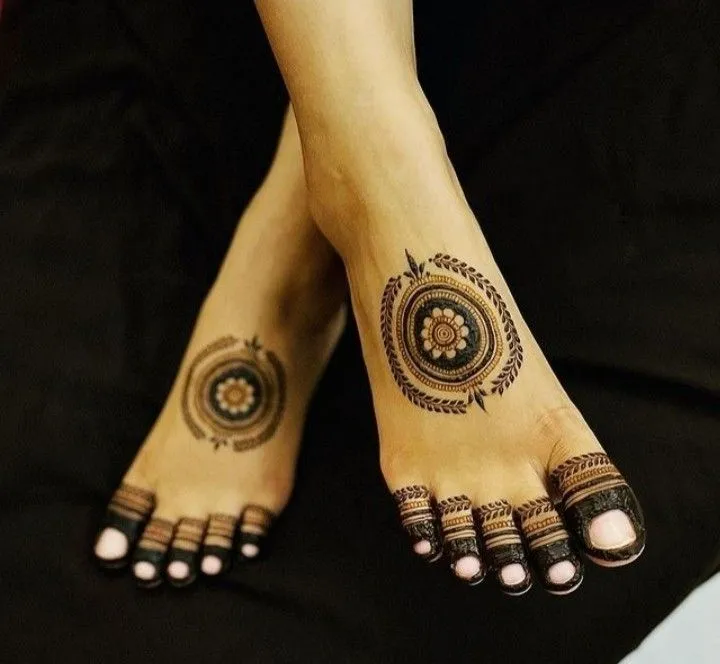 Mandala Foot Mehndi Design