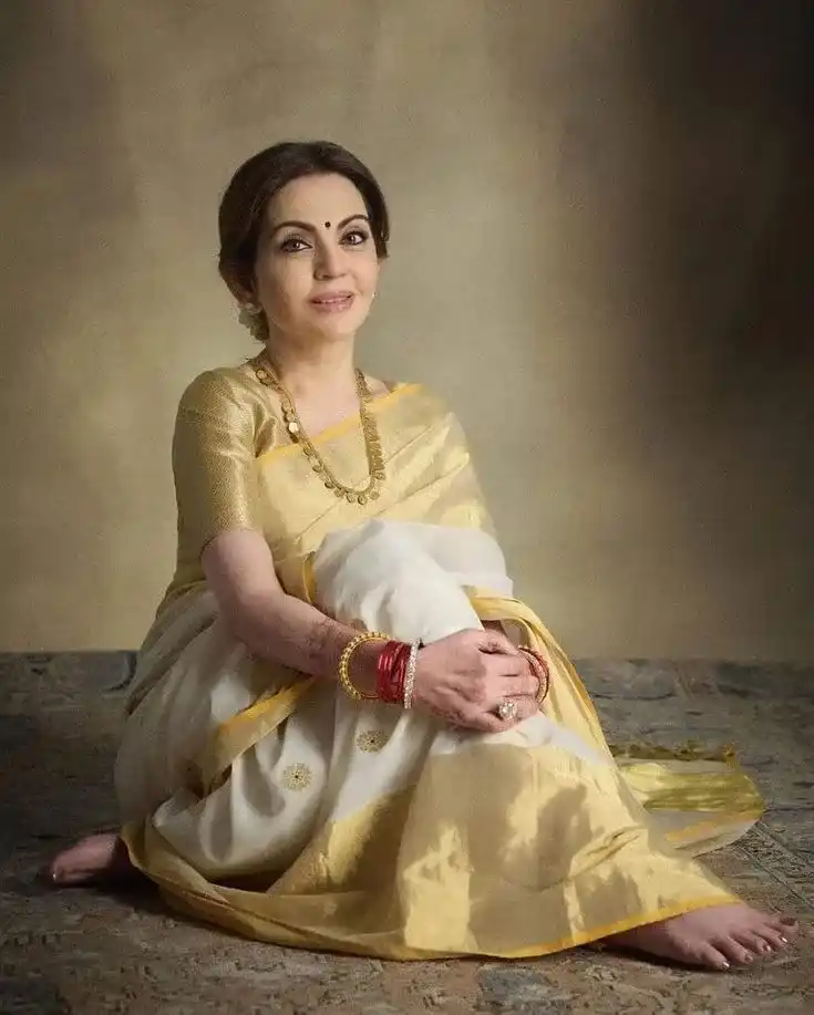 North Indian Banarasi Saree Blouse Design