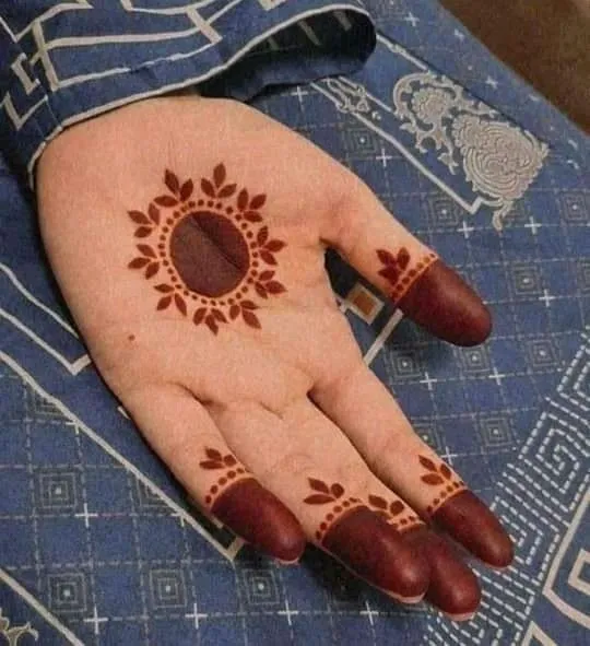 Onam mehndi art