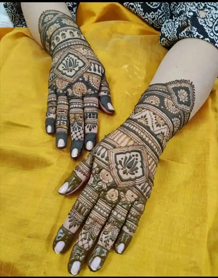 Onam special mehndi design