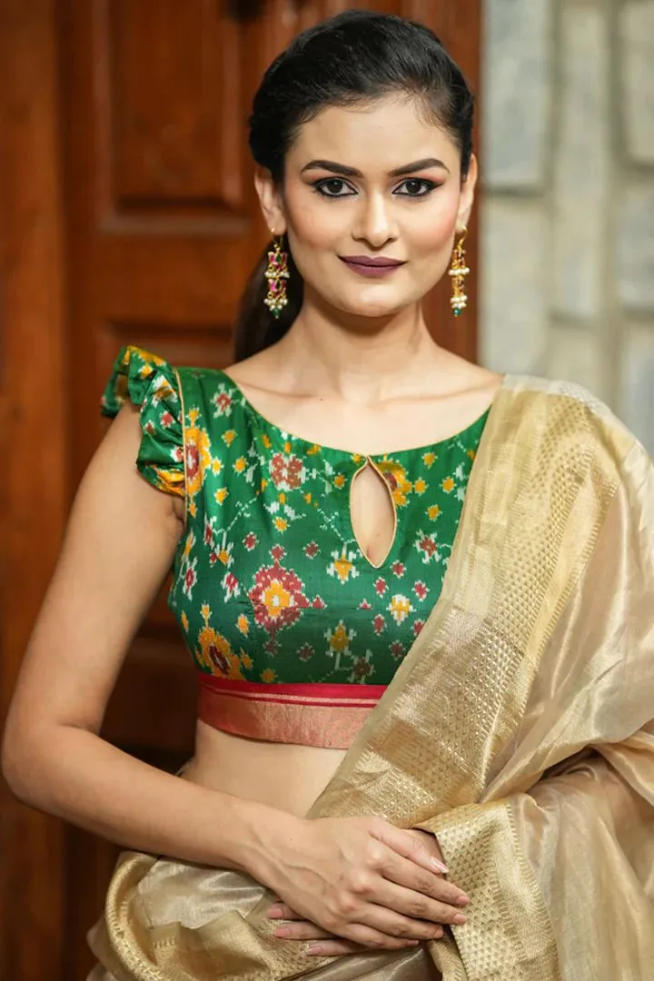 Plain Saree with Printed Blouse Matchings
