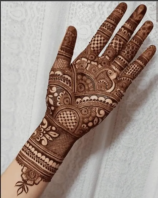 South Indian easy palm mehndi