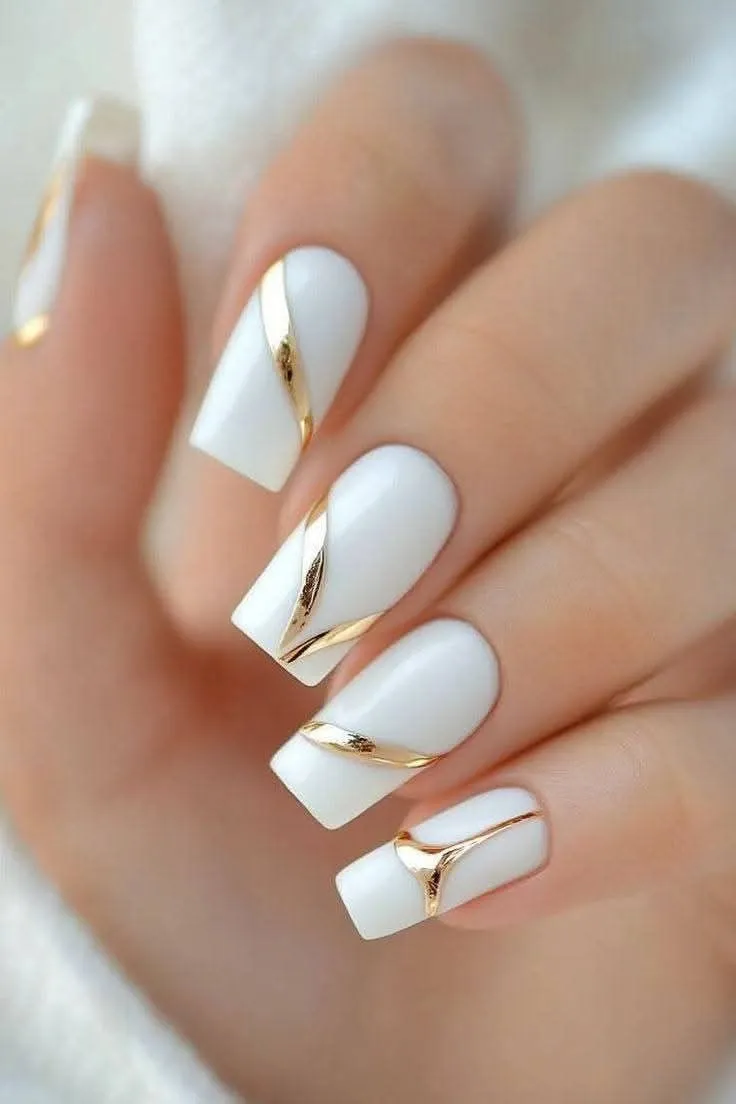 White and Gold Foil Nail