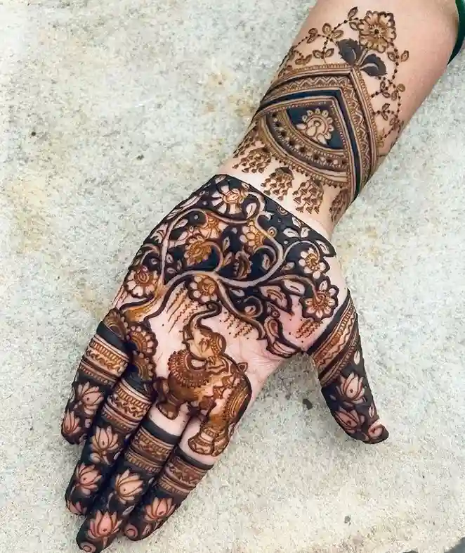 Best Palm Elephant Mehndi