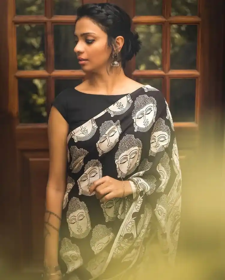 Boat Neck Blouse Back Design