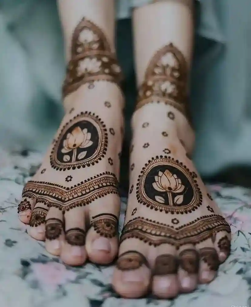 Foot Mehndi Design Arabic
