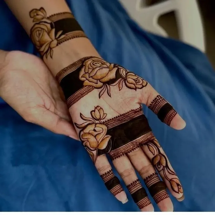 Gujarati Garba Mehndi Design