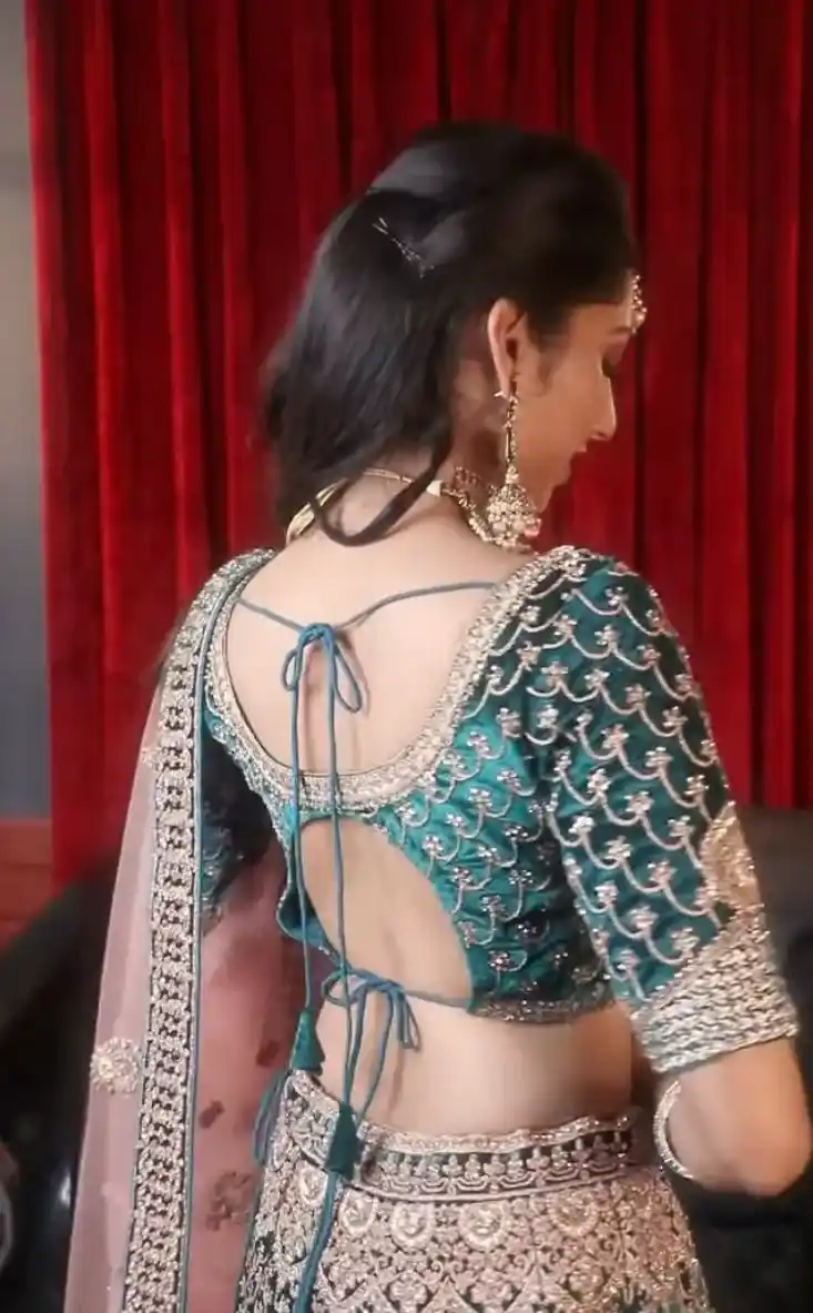 Wedding Lehenga Blouse Back Designs