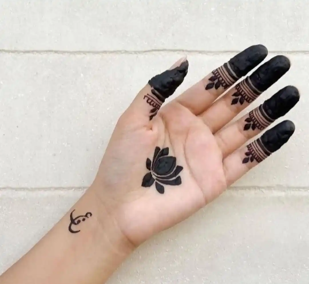 henna for fingers