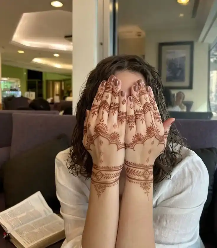 Simple and Quick Mehndi Designs